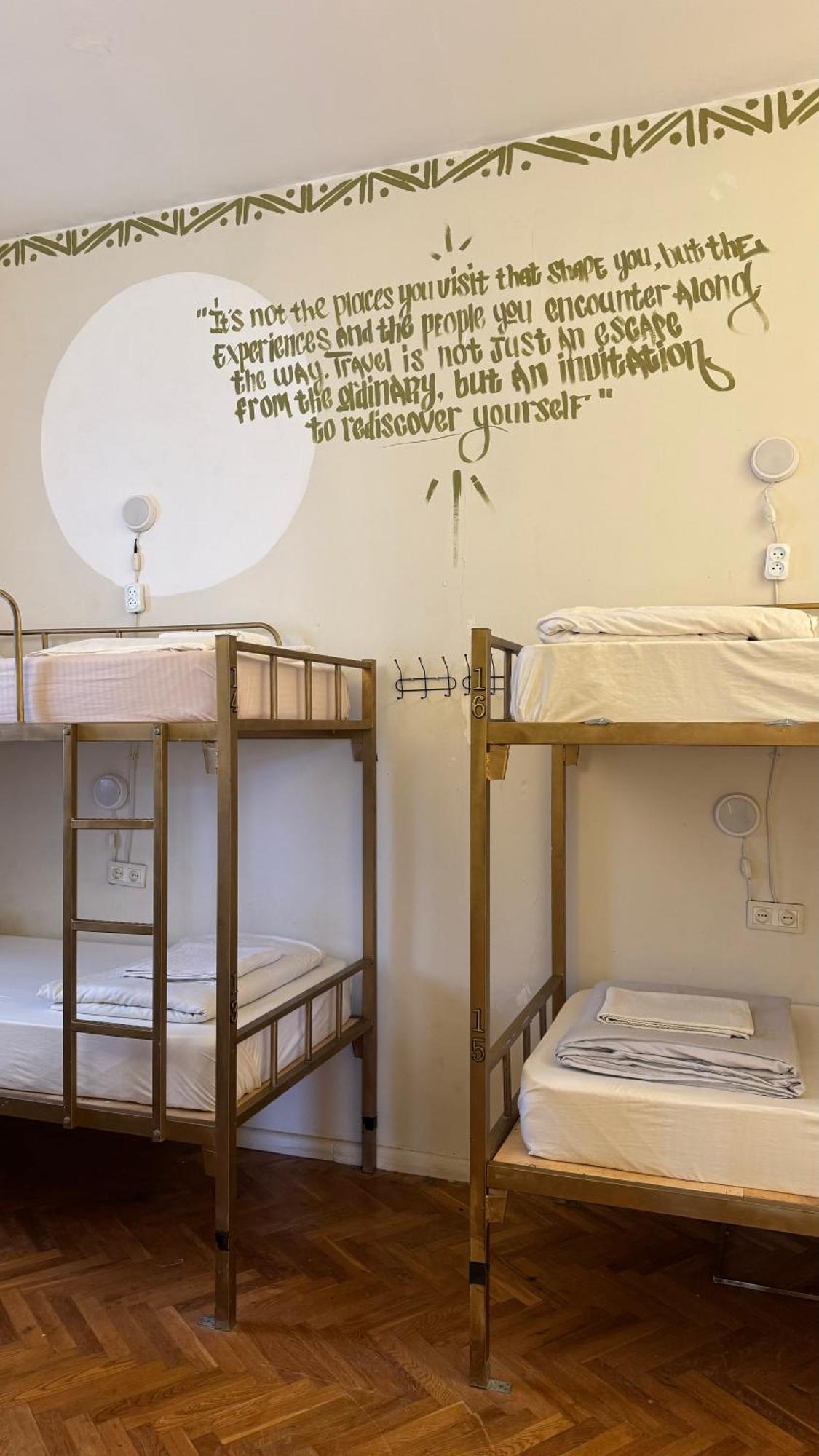 Friends Hostel 트빌리시 외부 사진